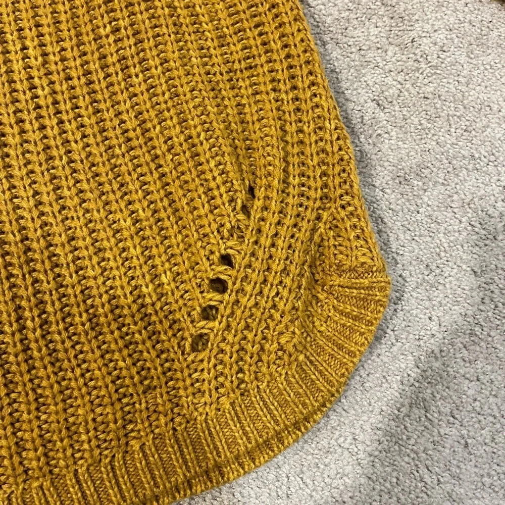 SO Cable Knit Sweater